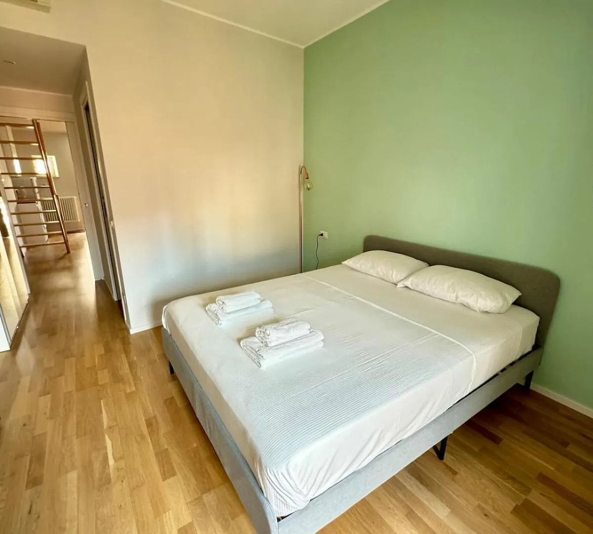 Casa Luminosa Apartment Milan
