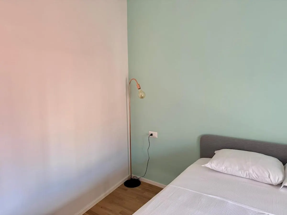 Casa Luminosa Apartment Milan